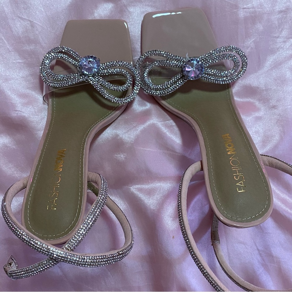 Fashion nova heels